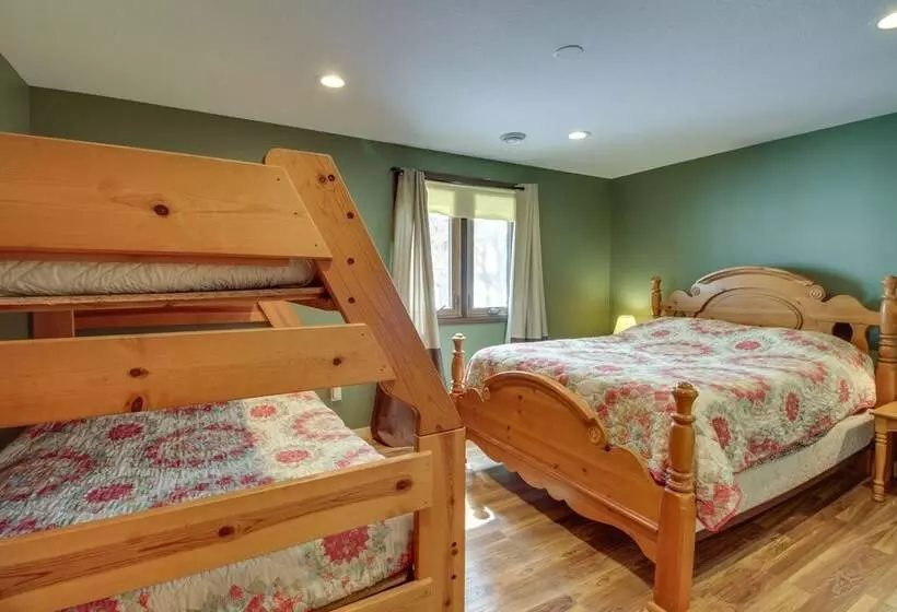 Breezy Point House W/ Dock On Pelican Lake!