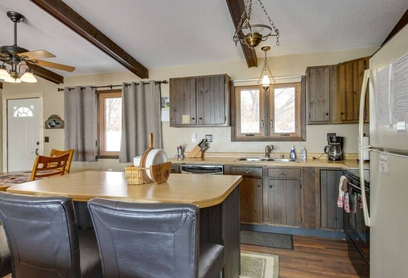 Breezy Point House W/ Dock On Pelican Lake!