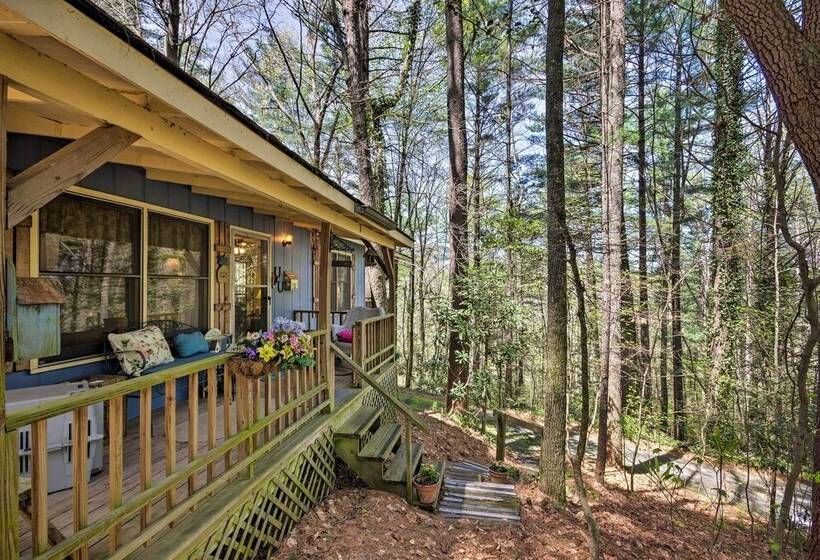 Charming Hendersonville Cottage W/porches & Views!
