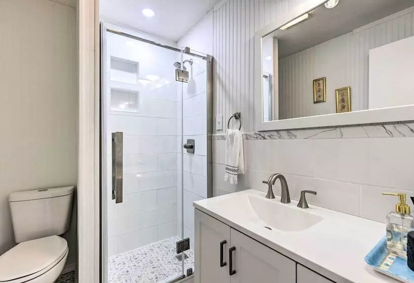 Charming Rocky Point Home ~ 1 Mi To Beach!