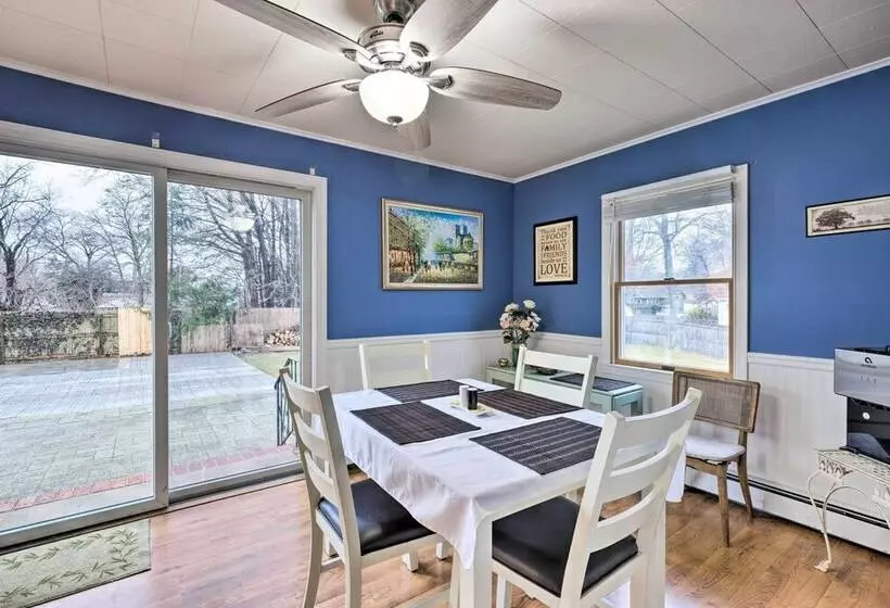 Charming Rocky Point Home ~ 1 Mi To Beach!