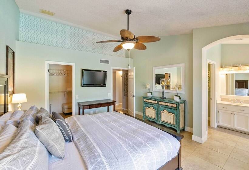 Charming Scottsdale Home W/ Pool, Hot Tub + Patio!