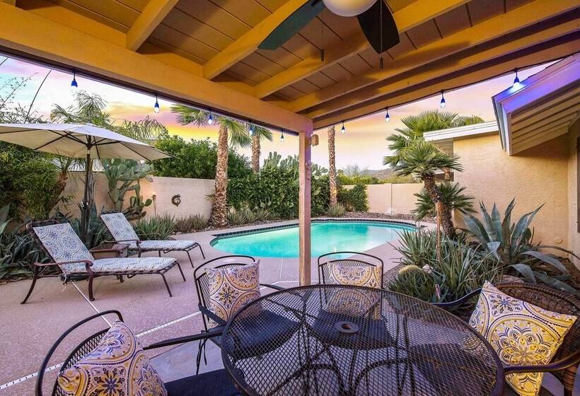 Charming Scottsdale Home W/ Pool, Hot Tub + Patio!