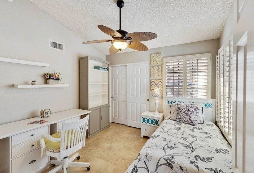 Charming Scottsdale Home W/ Pool, Hot Tub + Patio!