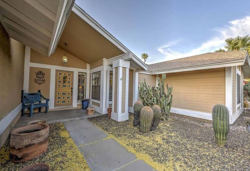 Charming Scottsdale Home W/ Pool, Hot Tub + Patio!