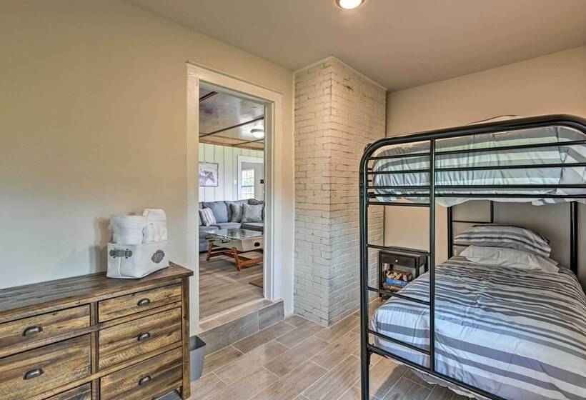 Chic Columbia Home < 2 Mi To Historic Square!