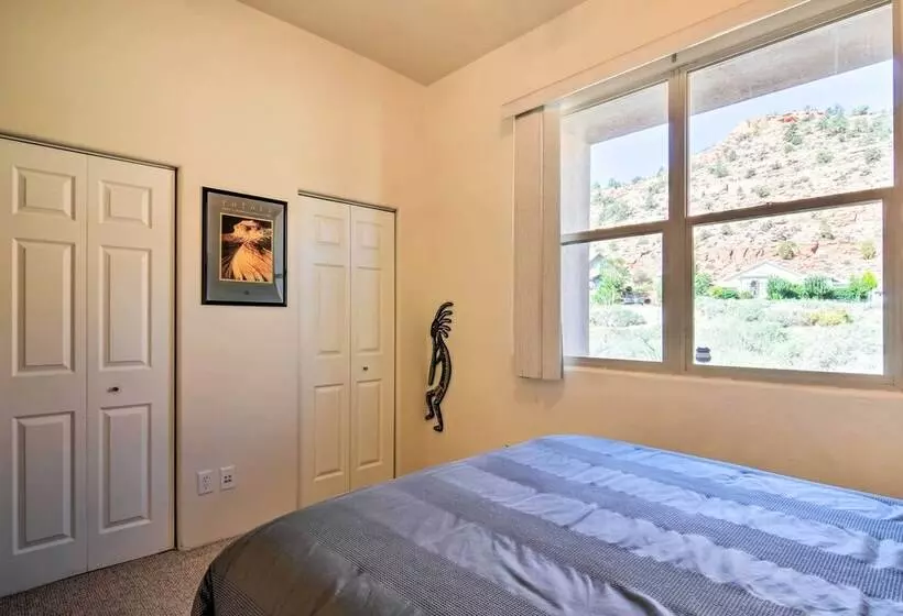 Dreamcatcher Cliffs Home  Near Dtwn Kanab!