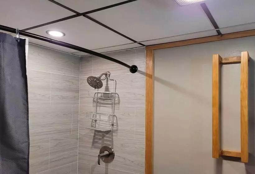 Eagles Nest   Baraboo Cabin On Wisconsin River!