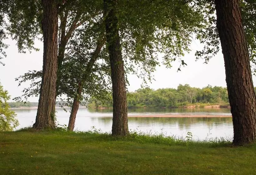 Eagles Nest   Baraboo Cabin On Wisconsin River!