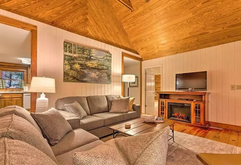 Blue Ridge Mtn Cabin Near Hiking & Biking Trails!