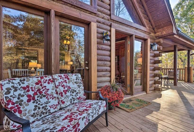 Blue Ridge Mtn Cabin Near Hiking & Biking Trails!