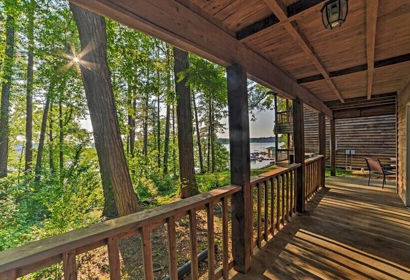 Group Friendly Cabin On Kentucky Lake!