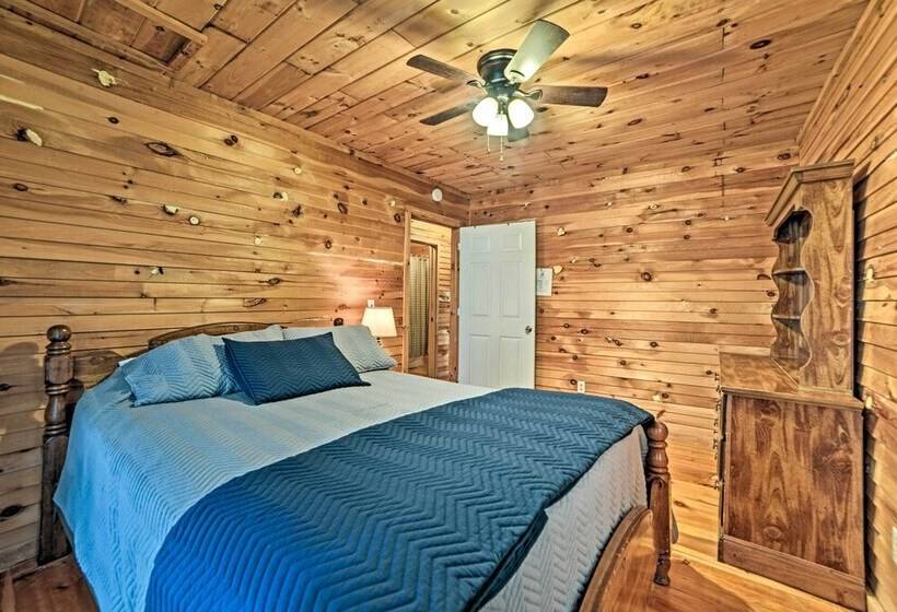 Group Friendly Cabin On Kentucky Lake!