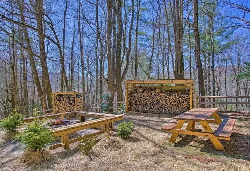 Heavenly Bearadise Cabin In Cashiers, Nc!