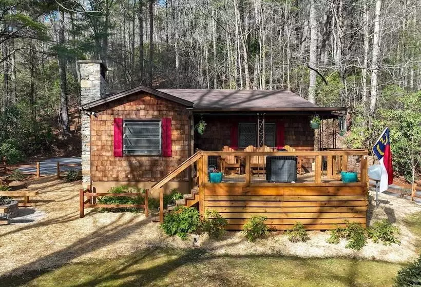 Heavenly Bearadise Cabin In Cashiers, Nc!