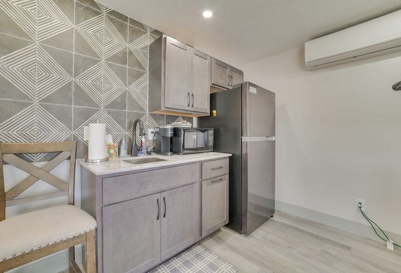 Higgins Lake House & Bunkhouse With Private Dock!