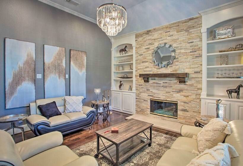 Highland Village House: Creek Access & Boat!