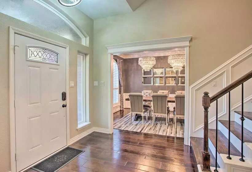 Highland Village House: Creek Access & Boat!