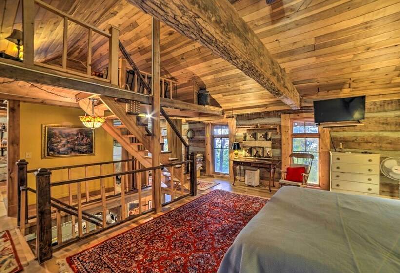 Historic Cabin W/ Stunning Kentucky Lake View