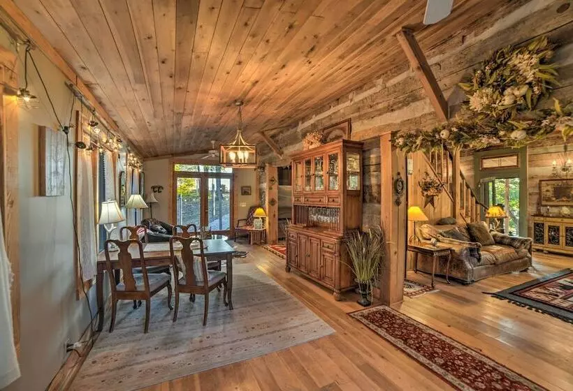 Historic Cabin W/ Stunning Kentucky Lake View