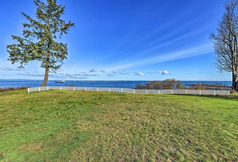 Waterfront Port Angeles Home W/ Harbor Views