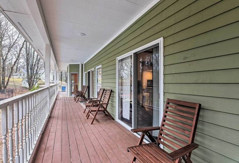 Huge Family Home W/ Pool   13 Mi To Lake Michigan!