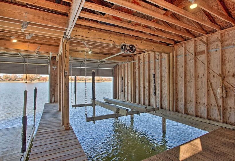 Idyllic Lakefront Retreat W/ Dock & Boat House!
