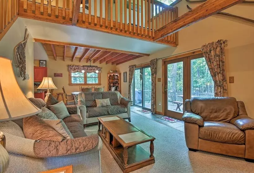 Deck & Big Boulder Views: Lake Harmony House!