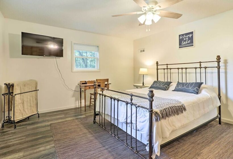 Lake Santeetlah Escape W/ Kayaks, Boat Slip & More