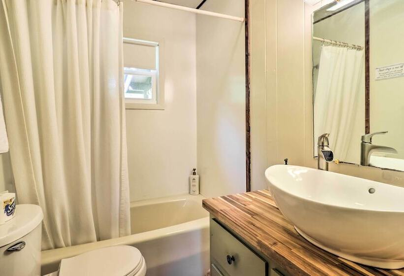 Lake Santeetlah Escape W/ Kayaks, Boat Slip & More