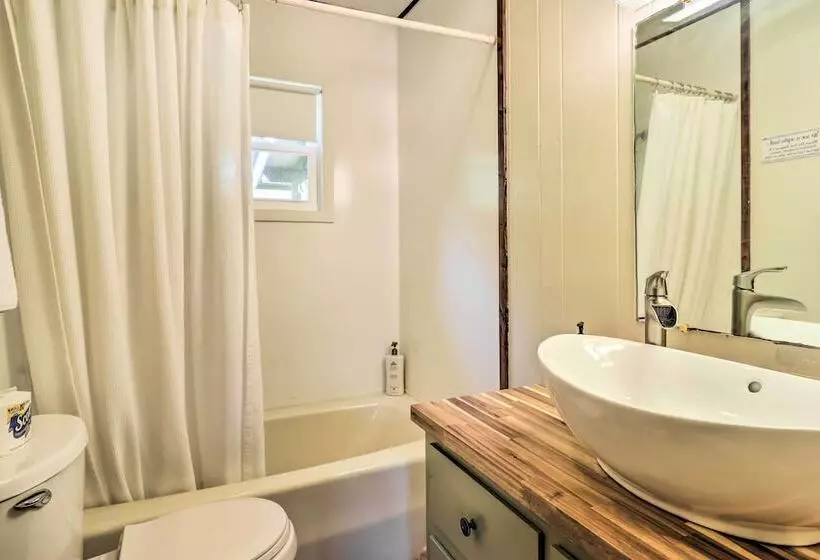 Lake Santeetlah Escape W/ Kayaks, Boat Slip & More