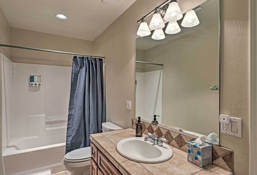 Serene Lakeside Cabin W/ Decks + Edler Lake Views!