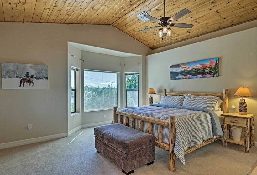 Serene Lakeside Cabin W/ Decks + Edler Lake Views!