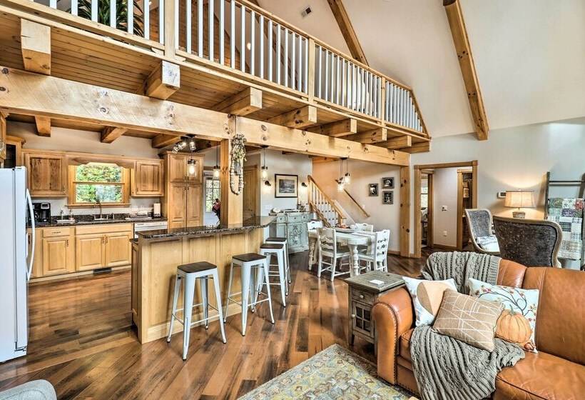 Luxe Franklin Home Features Indoor/outdoor Comfort