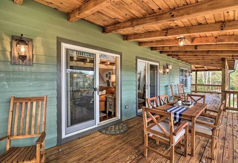 Luxe Franklin Home Features Indoor/outdoor Comfort