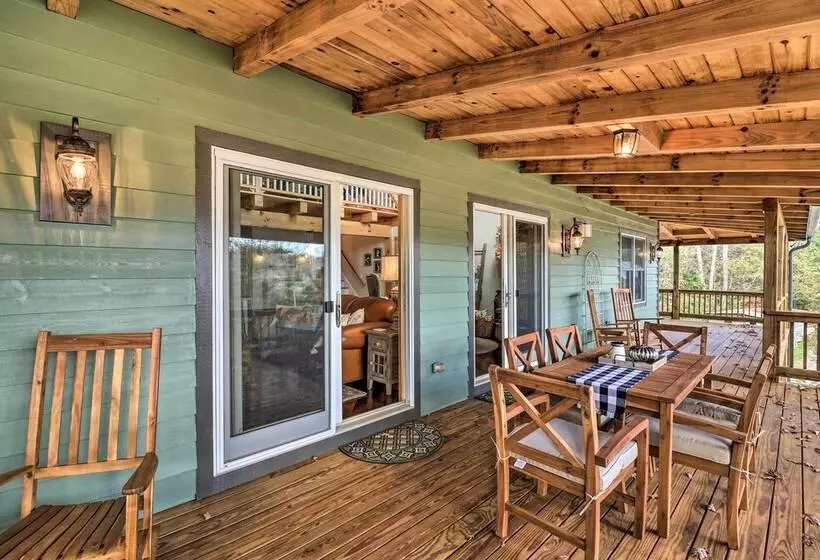 Luxe Franklin Home Features Indoor/outdoor Comfort