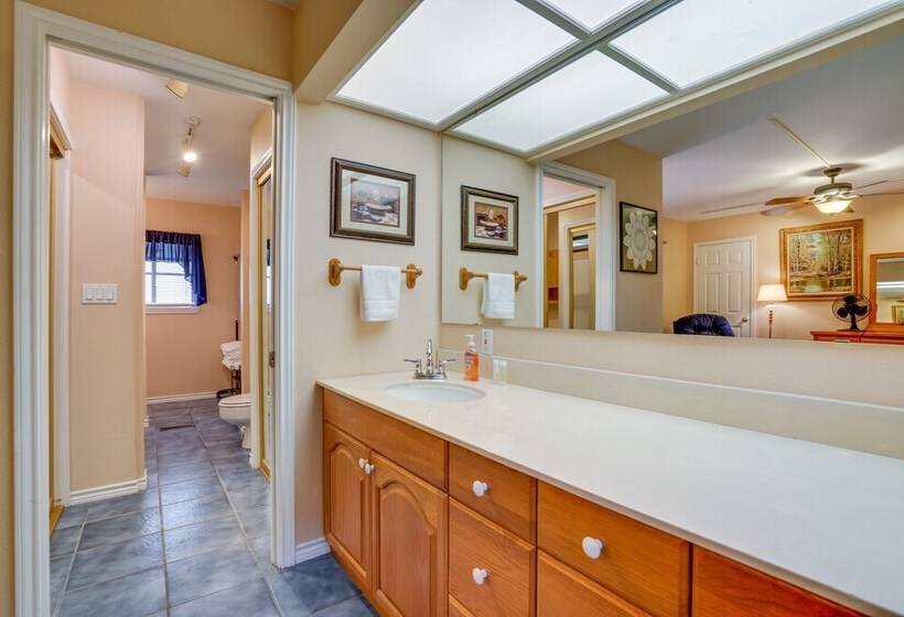 Deck & Gas Grill: Riverfront Mcqueeney Duplex