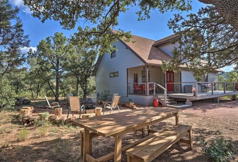 Modern Strawberry Cabin W/ Hammock, Deck, Fire Pit