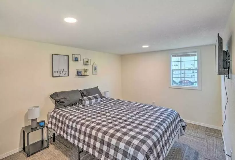 Quaint Montezuma Cabin Near Lake Ponderosa!