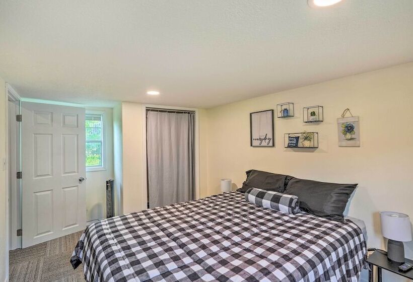 Quaint Montezuma Cabin Near Lake Ponderosa!