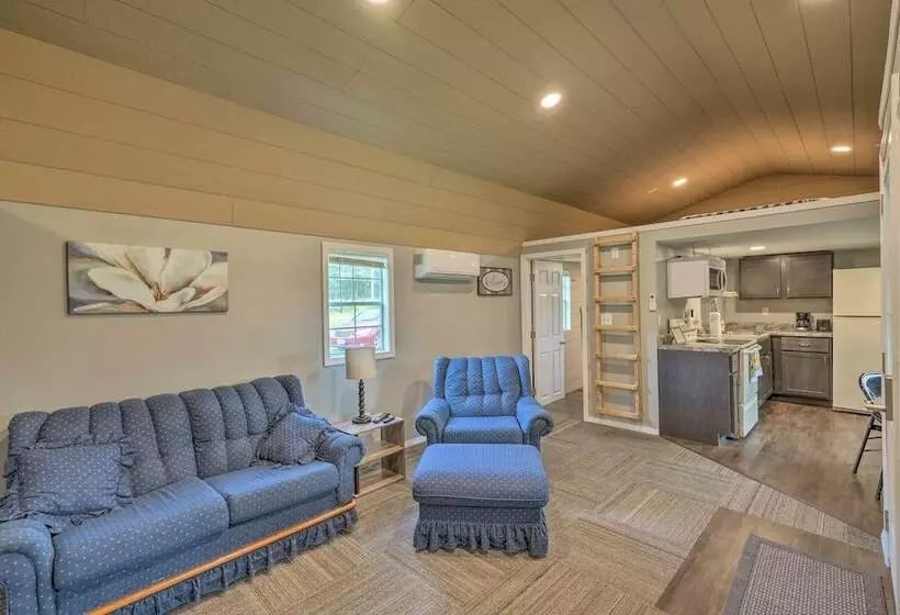 Quaint Montezuma Cabin Near Lake Ponderosa!