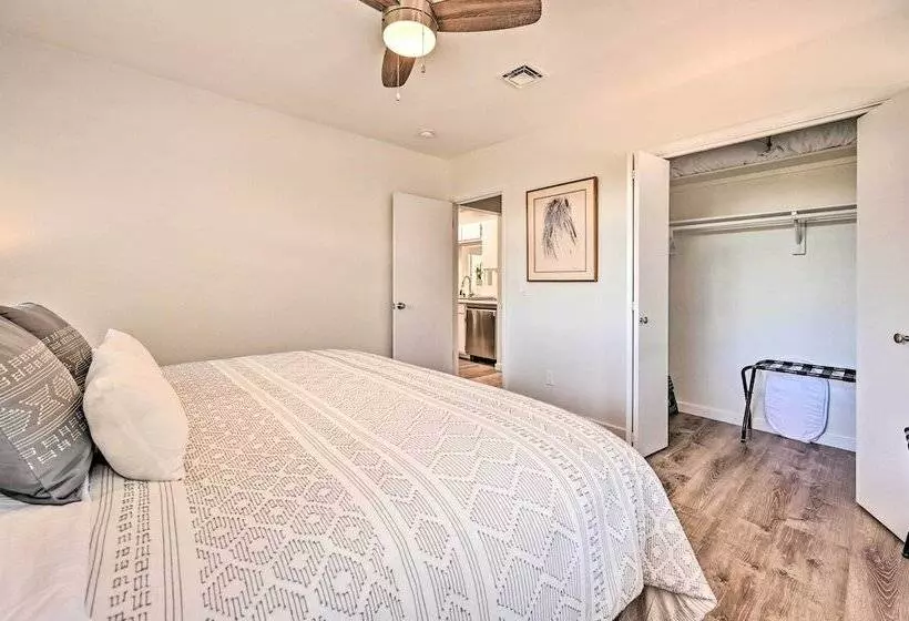 Quaint Sedona Cottage W/ Backyard + Views!