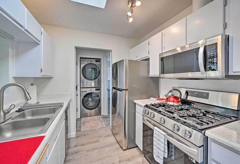 Quaint Sedona Cottage W/ Backyard + Views!