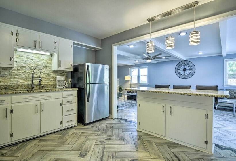 Serene Home On Pond   5 Mi To Dtwn Greensboro