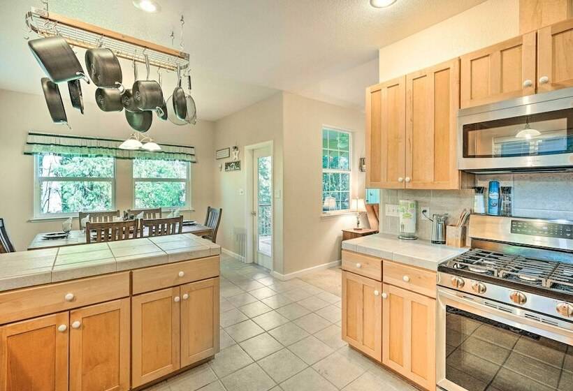 Sonora Home W/ Pool Table, Grill & 2 Balconies