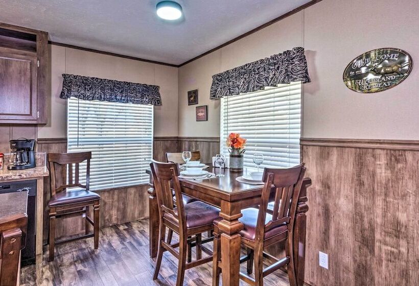 Boating Mecca: Near Dale Hollow Lake & Golf!