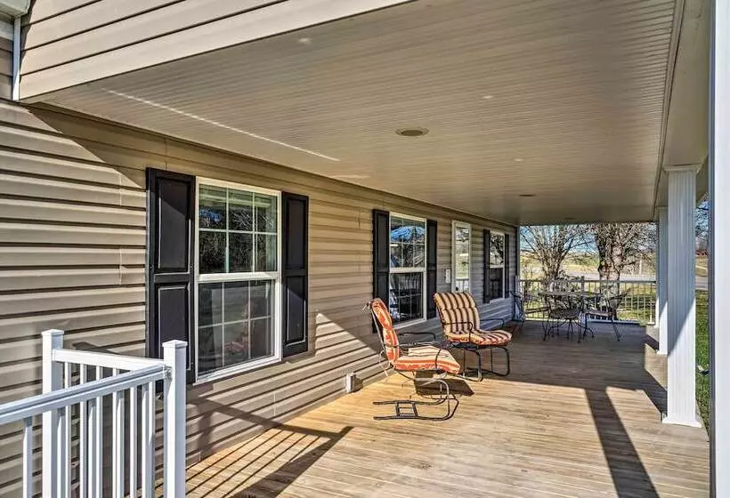 Boating Mecca: Near Dale Hollow Lake & Golf!