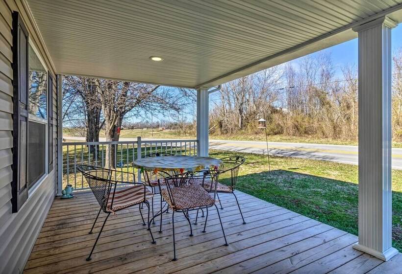 Boating Mecca: Near Dale Hollow Lake & Golf!