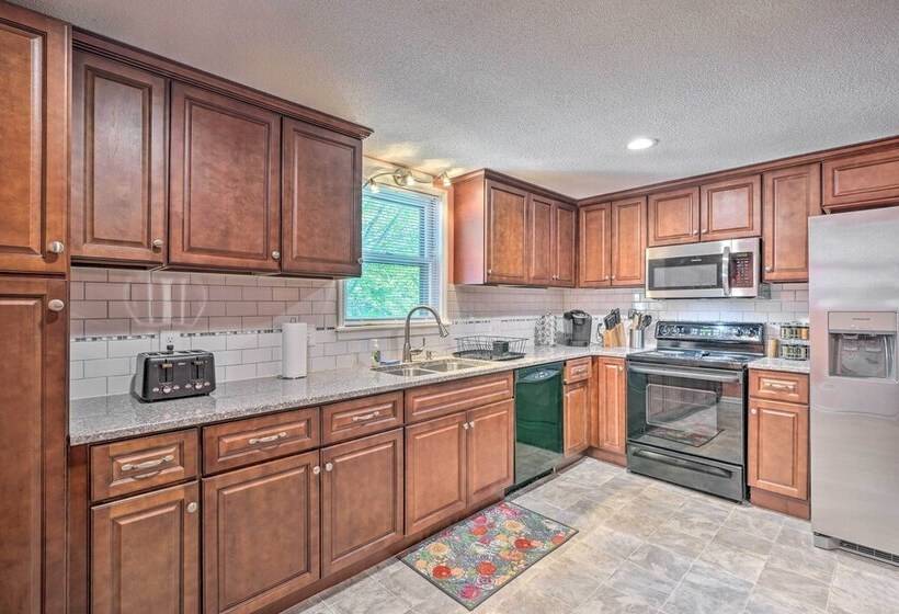 Bright Durham Home W/ Fully Furnished Deck!