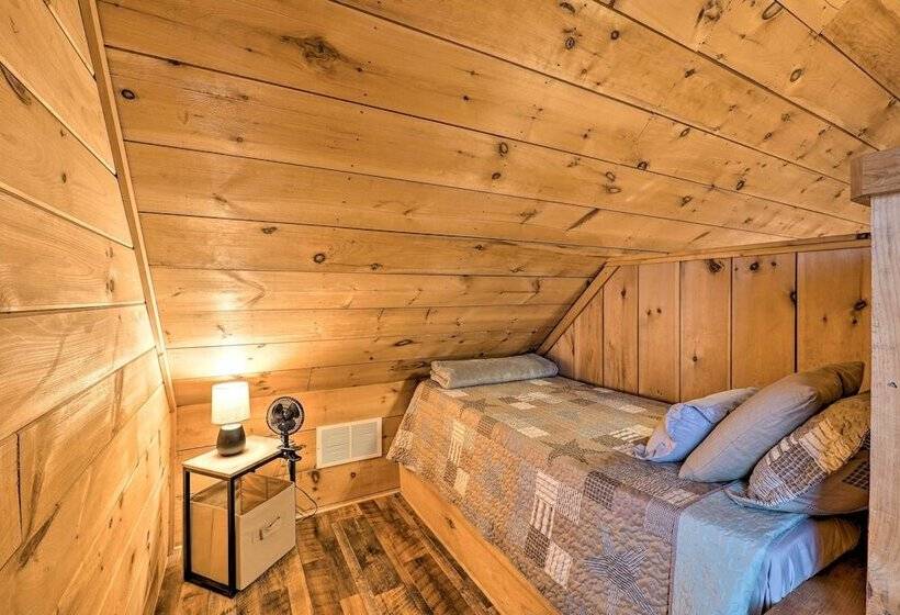 Charming Log Cabin At Double Jj Ranch Resort!